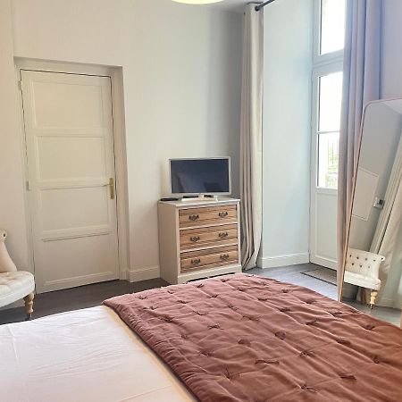 Le Petit Malo Apartment Байо Екстериор снимка