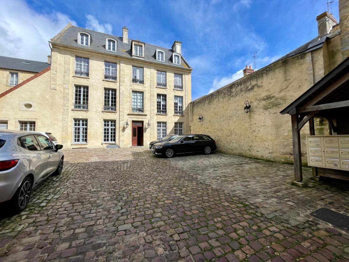 Le Petit Malo Apartment Байо Екстериор снимка